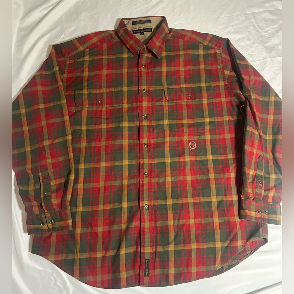 Vintage Men’s Tommy Hilfiger Button Down Shirt XL 90s Plaid Crest Logo